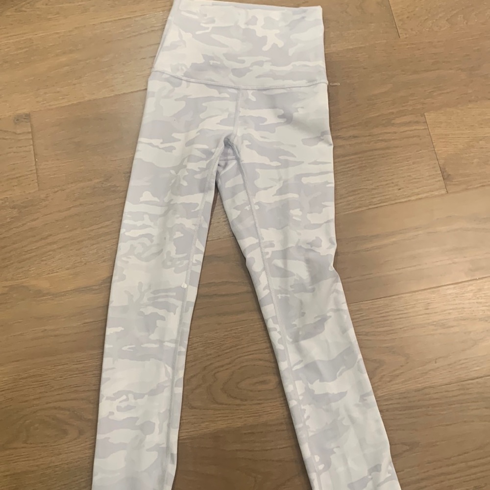 White camo lululemon leggings 28” not sold on website anymore